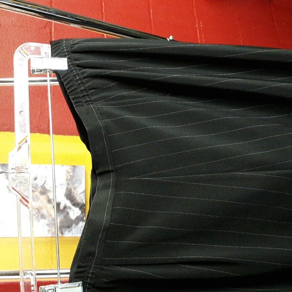 Jaclyn Smith Classic Plus Pin Stripe Slacks - Picture 4 of 8